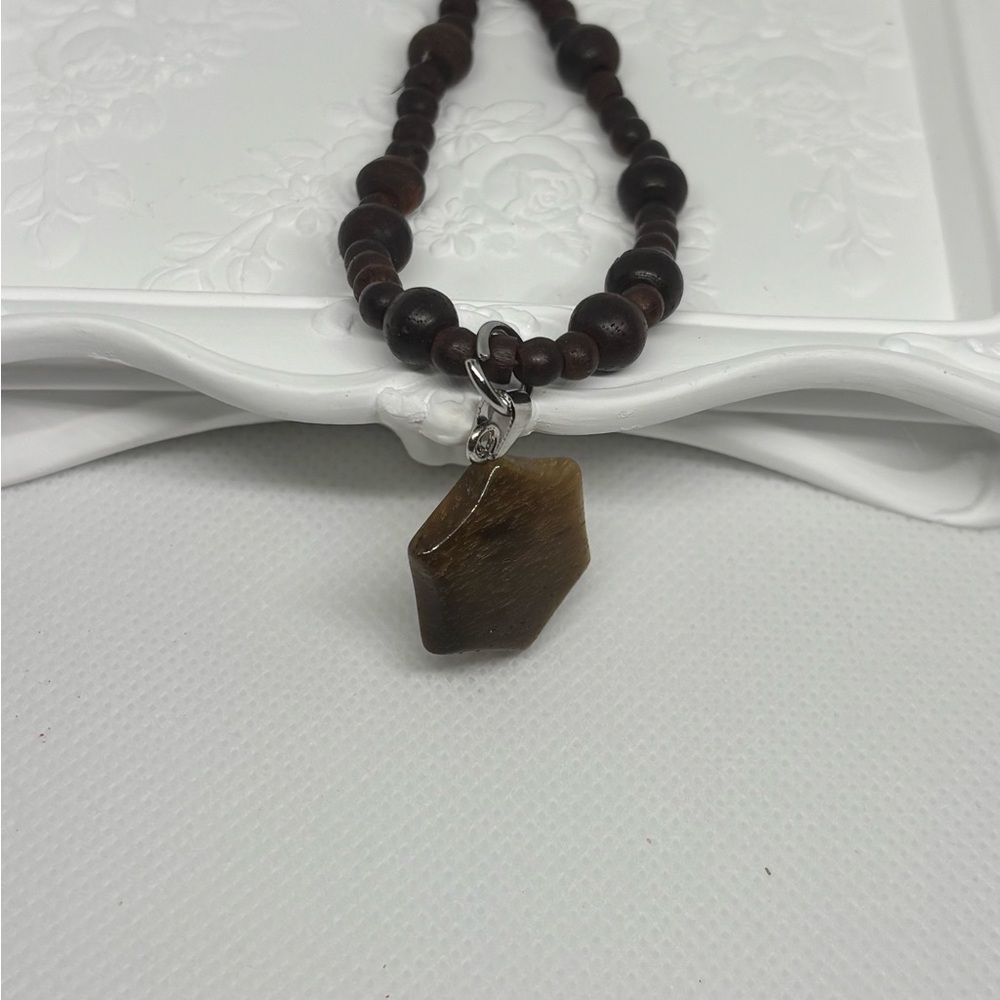 Upcycled Vintage wooden Beaded Tiger’s Eye Bracelet - Picture 2 of 4
